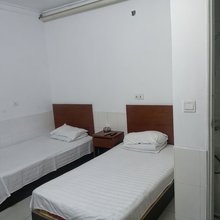 岳阳县巴陵旅社