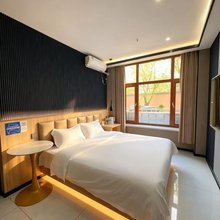 哈尔滨逸思快捷酒店(哈科技学院店)