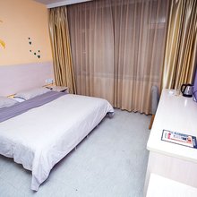 星月时尚酒店(四平地直店)