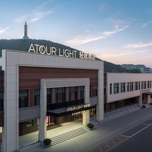 大连旅顺口白玉山轻居酒店