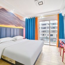 万源富公寓(佛山火车站店)