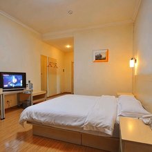 长沙县临空紫晶快捷酒店(黄花国际机场木马塅地铁站店)