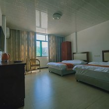 岳西华林土菜馆民宿