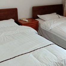 高速路口宾馆