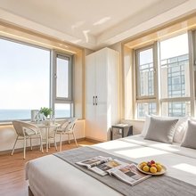 恋海 · Holiday · 一线看海 · 设计师海景民宿(火炬八街店)