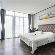 三好假日酒店(武汉南山光谷自贸港富士康科技园店)