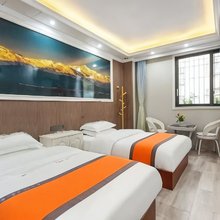 康定康巴情客栈(康定情歌广场店)