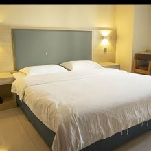 郑州康乃馨宾馆(省肿瘤医院店)