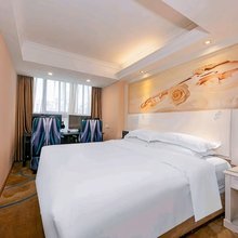 外星人电竞民宿(万象城店)