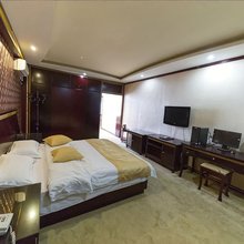 乡城藏乡田园大酒店