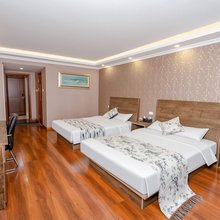 延吉韩世宾馆(延吉百货大楼水上市场店)