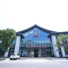 霍山君临酒店