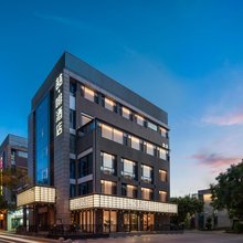 喆啡酒店(西安大雁塔大唐不夜城店)