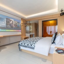 驿恋酒店(花果园购物中心松花路地铁站店)