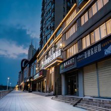 四季阳光主题酒店(三明麒麟山公园店)