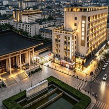 西安大唐不夜城陕历博美居酒店