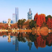 HUACHENG华呈·V时光漫步酒店(观山湖公园林城西路地铁站店)
