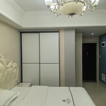 颐优主题民宿(郑州世豪小公馆店)