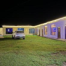 理塘雪山之下民宿