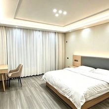 小也之家酒店(锦商公路店)