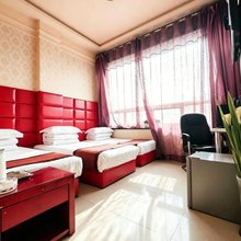 珲春双宝时尚宾馆(海鲜街渤海古镇景区店)