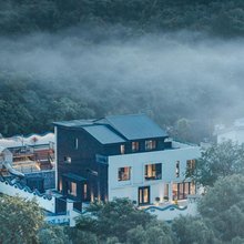入筑随山民宿(天津蓟州区潮玩谷店)
