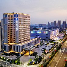 黄梅格兰云天大酒店(黄梅武商店)