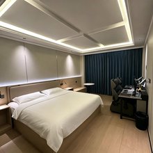 东阳拾光电竞酒店