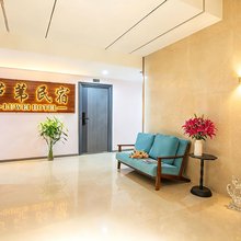 芦苇民宿(昆明新亚洲体育城地铁站新螺蛳湾店)