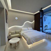 澄江云象假日酒店