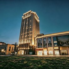 澜海酒店(威海站韩乐坊店)