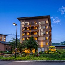 踏山沐阳·清岚露营·山雨谷设计师酒店(中旅松花湖度假区店)