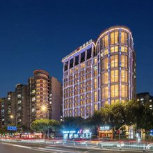广州白云马务地铁站怡程酒店
