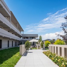 云隐Design丨观山全景丨设计师庭院轻奢美宿(那拉提景区店)