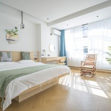木子里民宿(重庆江北机场店)