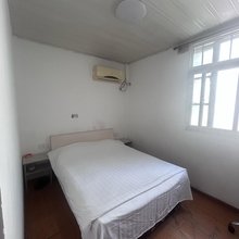 南京火车站聚酯宾馆(市第二医院钟阜院区店)