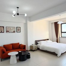 兰硕温馨公寓(伊犁河风景区店)