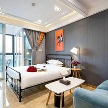 乐栈·南浦岛设计主题公寓(广州南浦地铁站店)
