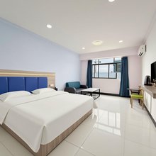 潮顺通商务公寓(中山东凤站天乙物流城店)