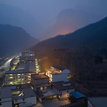陌上艺宿民宿(新乡辉县八里沟景区店)