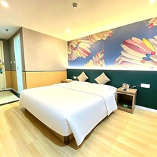 成都鑫派酒店(动物园驷马桥地铁站店)