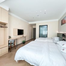 施秉昊天酒店