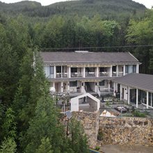 三径里山禹秘境民宿