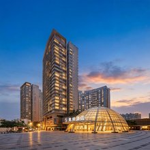 深圳福田口岸商业广场廊桥酒店