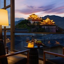 栖心·月舍Moon Haven|富氧观景美宿(独克宗古城大佛寺转经筒店)
