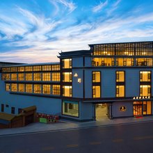 央蜀Scenic view·山语藏院供氧民宿(独克宗古城店)