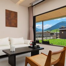 琼库什台云隐山居民宿