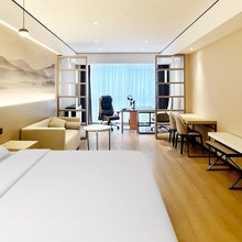 竞放电竞酒店(南通苏锡通产业园区店)