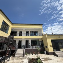 新源县见远山客栈(那拉提景区店)