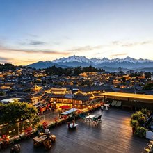 宿见北城·Sky View|日照金山·雪山观景奢邸(丽江古城大水车店)